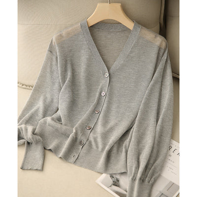 Elegancki i wygodny, lekki, oddychający damski kardigan w jednolitym kolorze z dekoltem w serek i guzikami