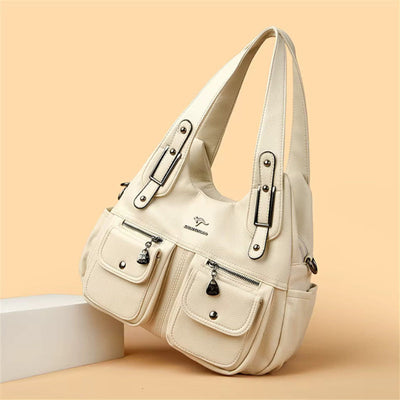 Listonoszka w stylu retro